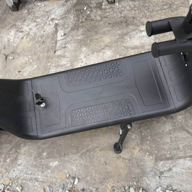 Електросамокат EVOBIKE Zen U12 800W 23Ah 48V з сидінням і корзиною - Зображення 5