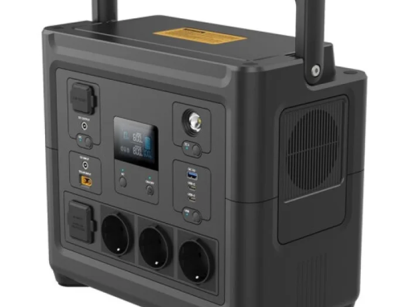 Зарядна станція універсальна PowerPlant HS800